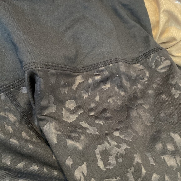 Bebe Sport cheetah black  BURNOUT VELVET LEGGING criss cross side leg 3X - Picture 10 of 11